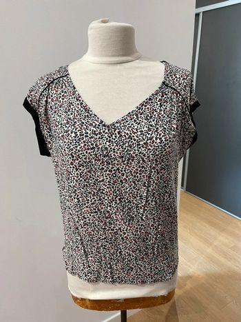 Superbe T-Shirt Naf Naf 🌸