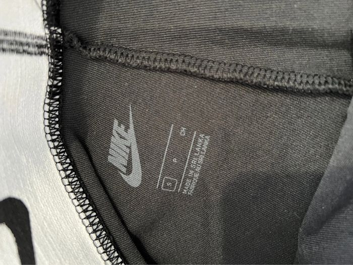 Legging Nike neuf - photo numéro 9