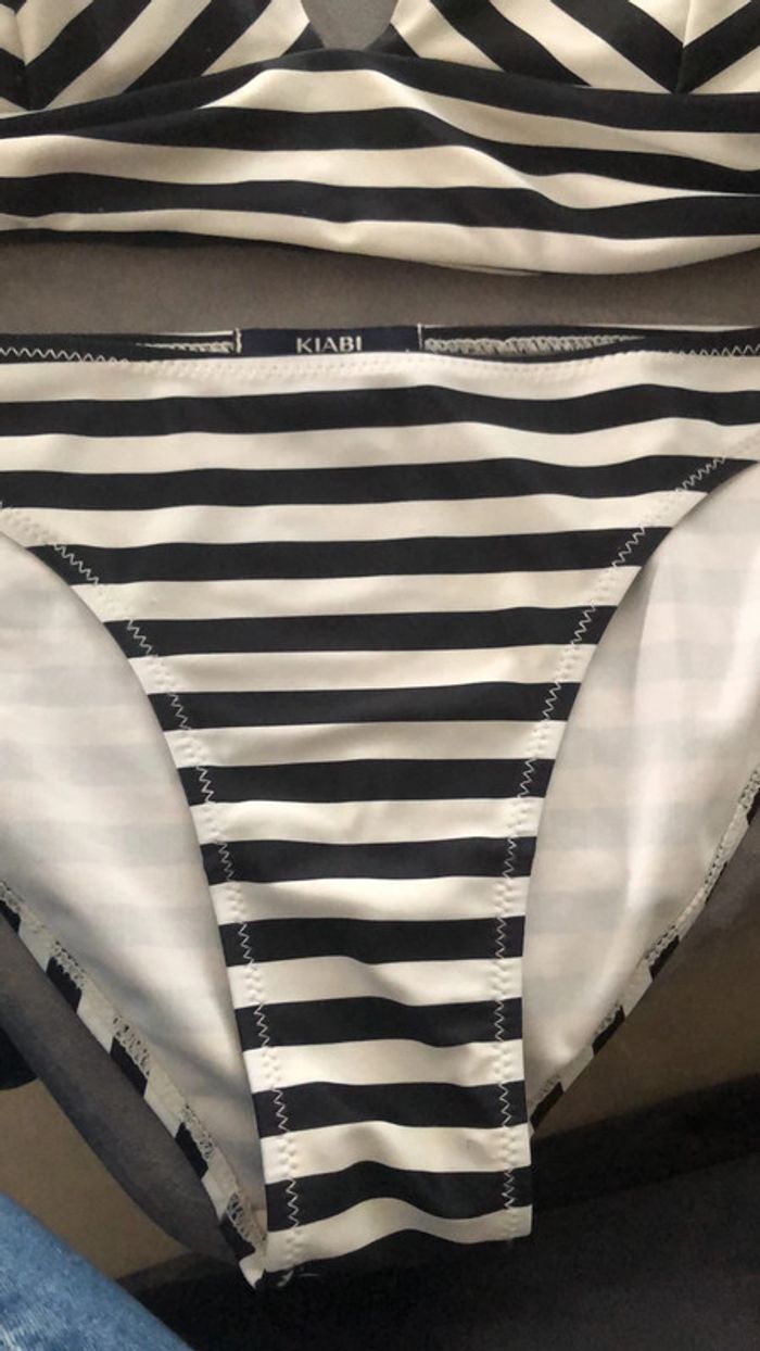 Maillot de bain kiabi 18 ans taille m - photo numéro 3