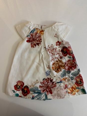 Robe 6/9 mois zara