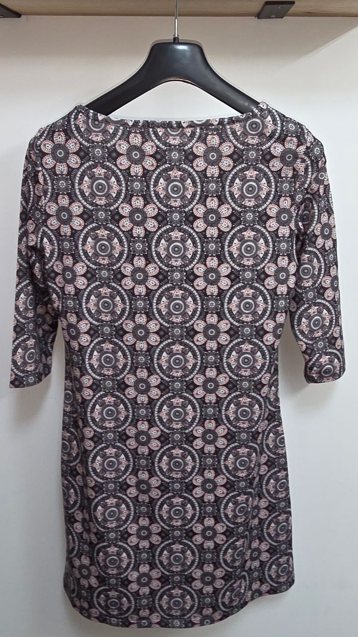 Robe manche 3/4 motifs fleurs - photo numéro 2