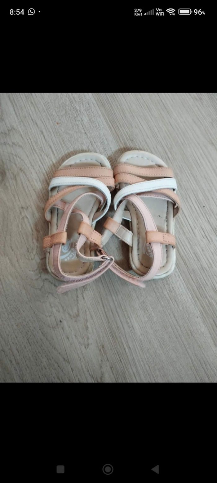 Lot chaussures fille du 24 au 28 - photo numéro 8