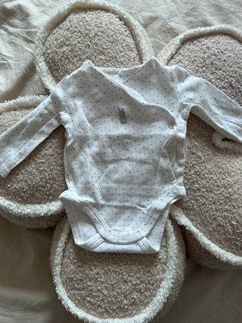 Body manches longues, points + lapin