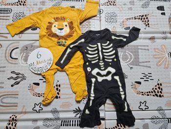 2 pyjamas manches longues déguisement