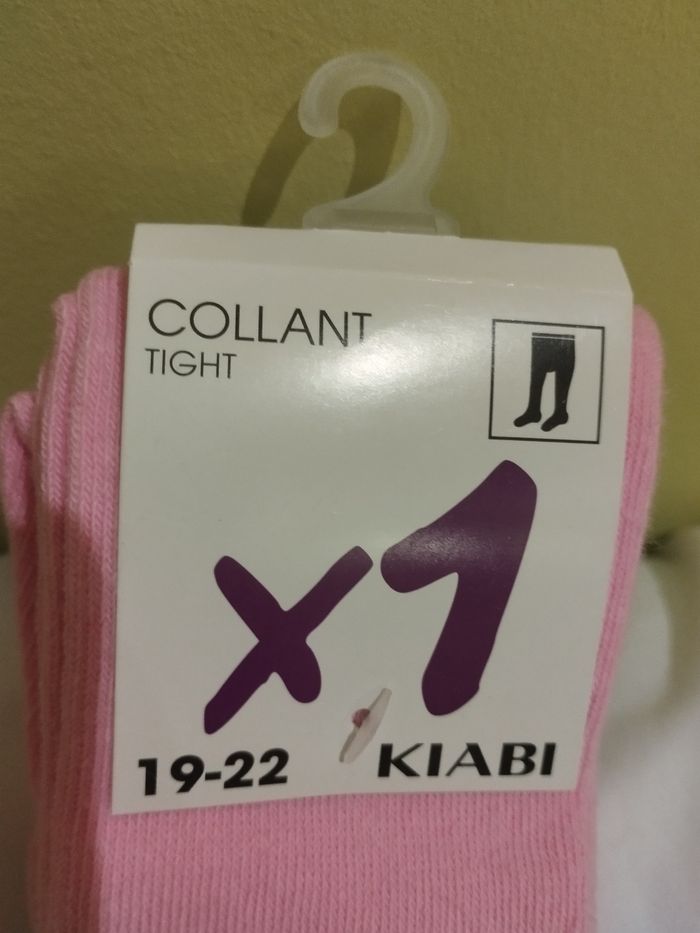 Collants 19/22 neufs fille - photo numéro 2