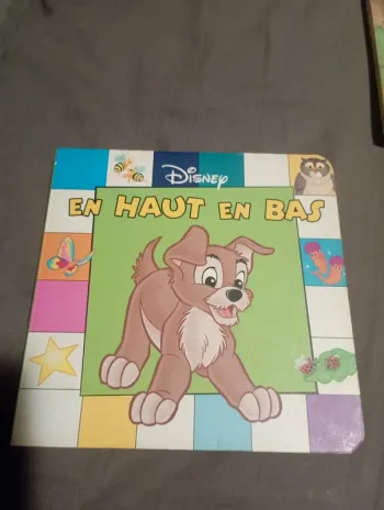 Livre Disney de haut en bas