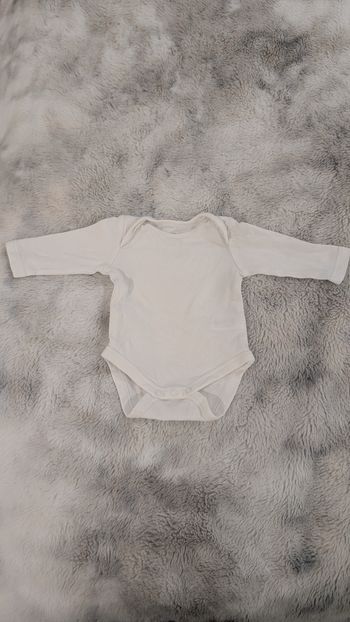 Body C&A taille 1 mois