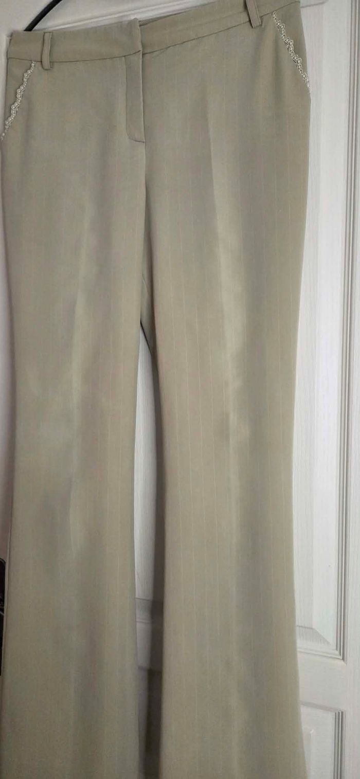 NAF NAF – Pantalon Élégant Beige Rayures Fines – Taille 38 – Excellent État - photo numéro 3