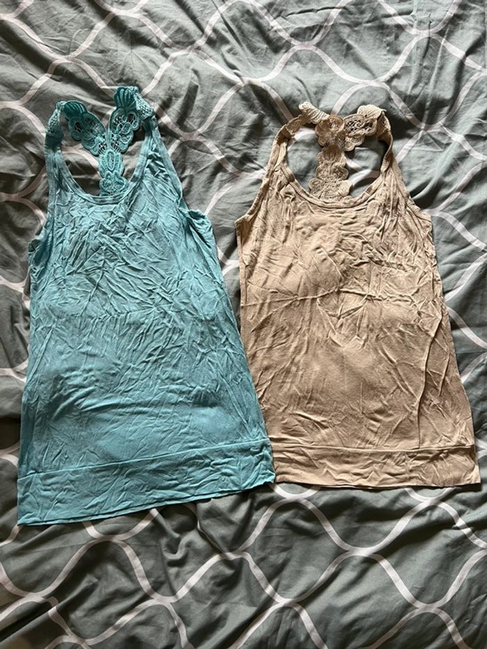 Lot de 2 débardeur T.S