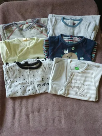 Lot de 6 pyjamas - Taille 6 mois