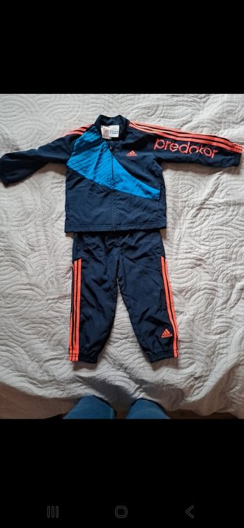 Jogging adidas