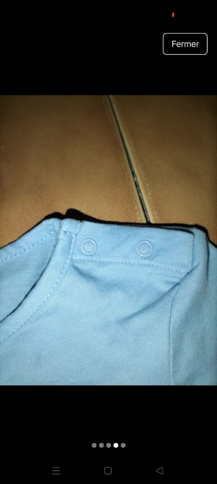 T shirt bleu Kiabi 24 mois - photo numéro 3