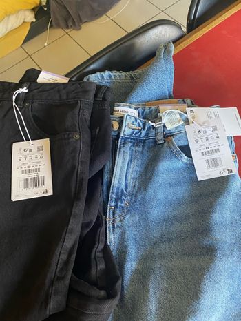 Jeans bershka taille 38 neuf