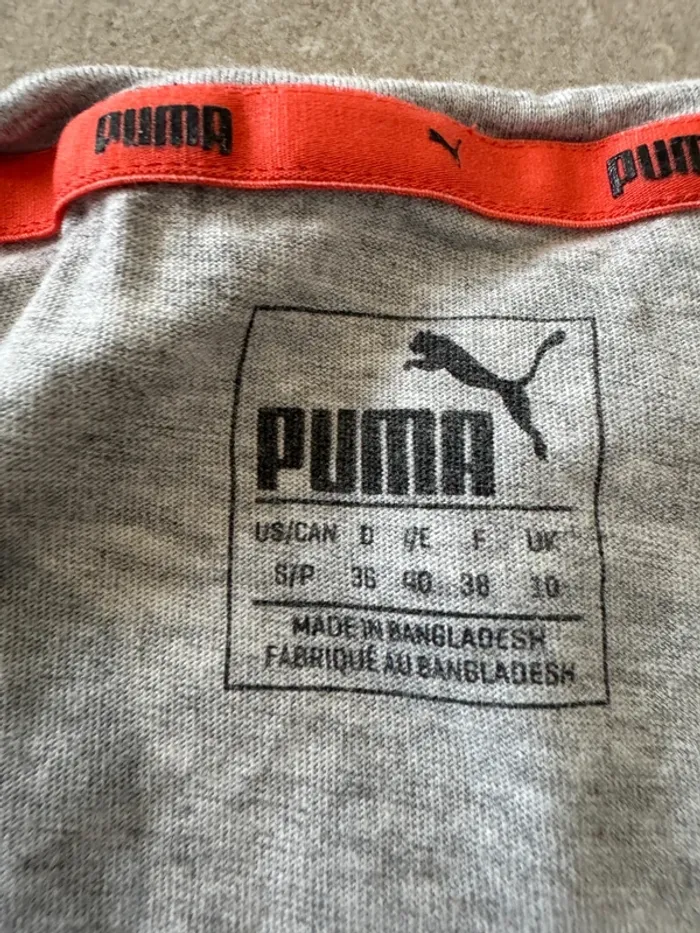 T-shirt gris Puma, très bon état, taille 38, très bon état - photo numéro 2