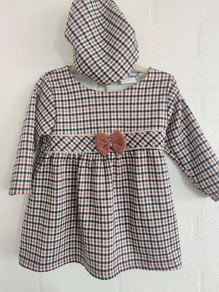 Robe et béret - 12 mois