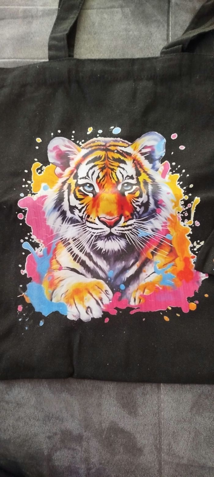 Sac fourre tout et sa pochette - photo numéro 2