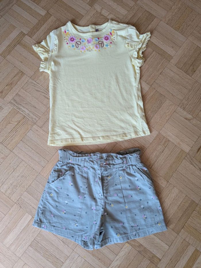 Ensemble short kaki