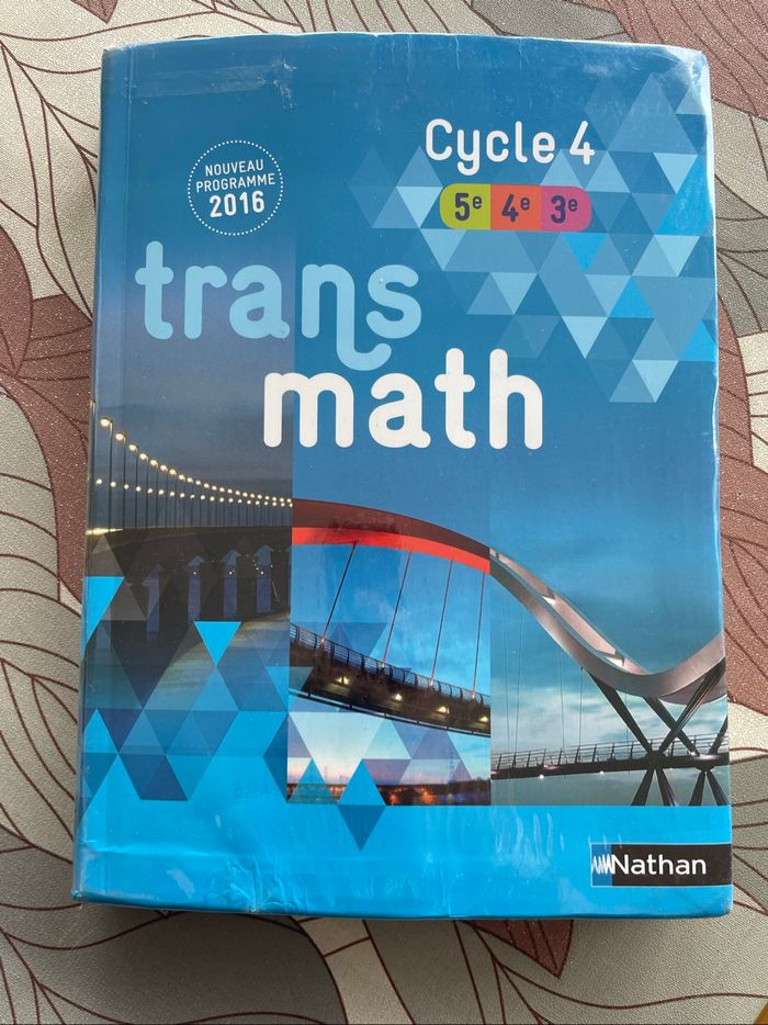 Livre maths cycle 4