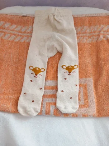 🚼collant écru T15 ..6mois Kiabi
