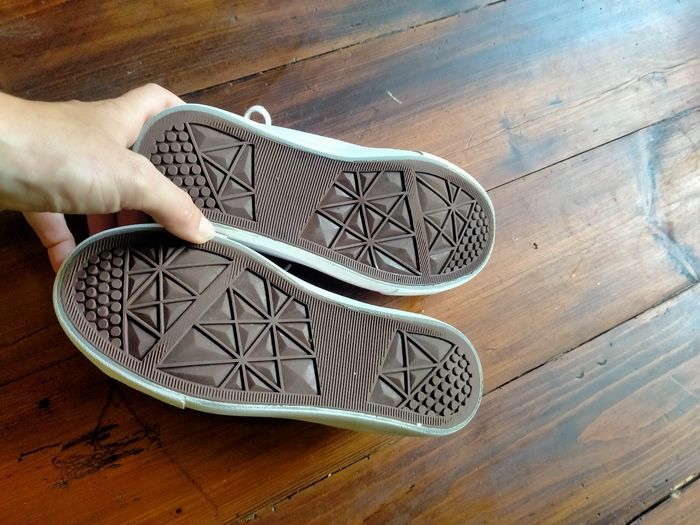 Chaussures blanches - photo numéro 4