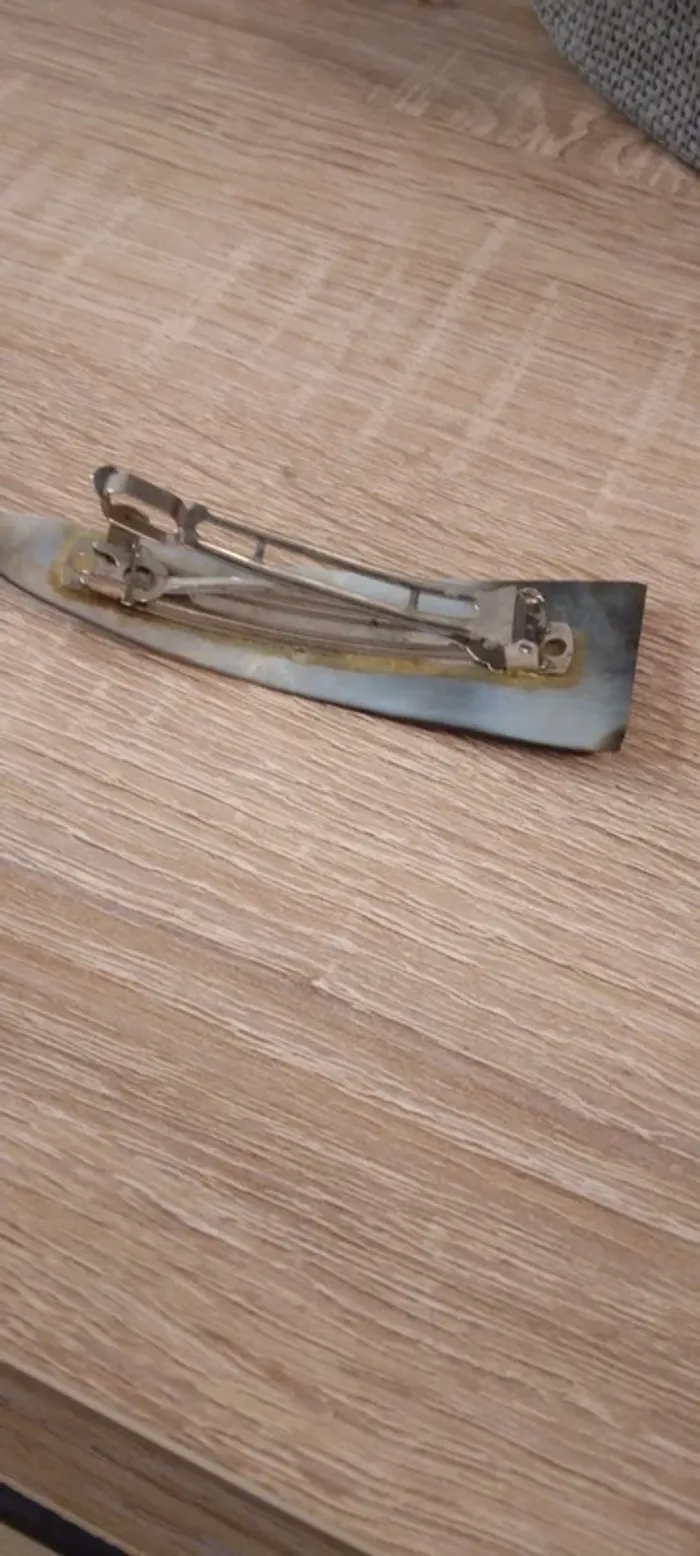 Lot de 4 barrettes et pince - photo numéro 5