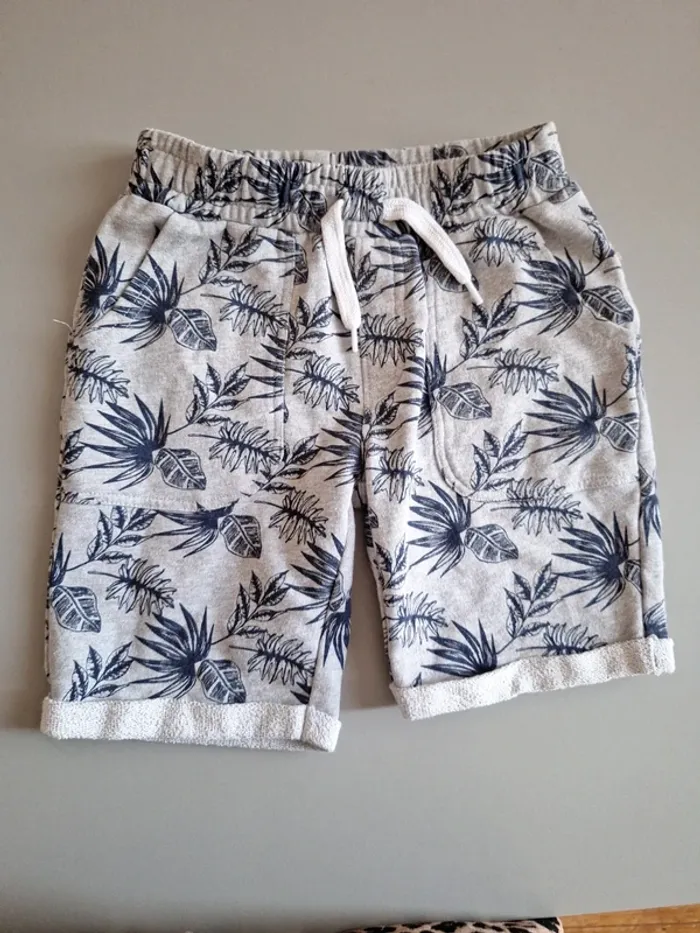 Short molleton 8 ans - photo numéro 2