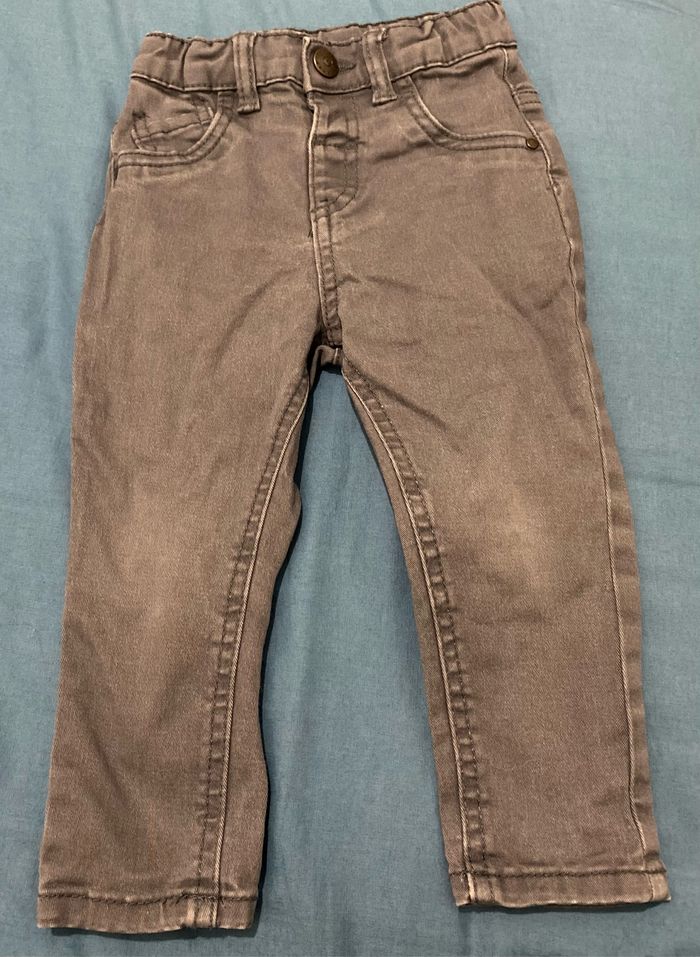 Jean skinny gris 18 mois