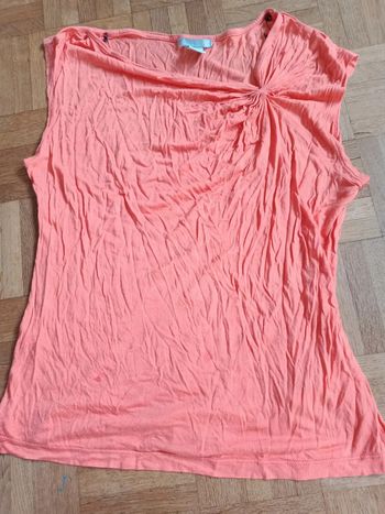 T shirt manches courtes taille M 🌞