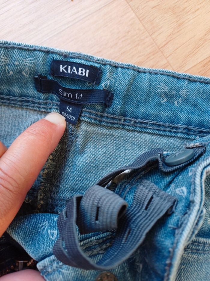 Joli jeans avec motif têtes de chats - photo numéro 3
