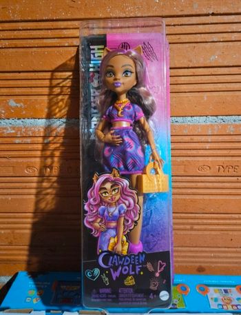 Monster high modèle loup garou fille neuf