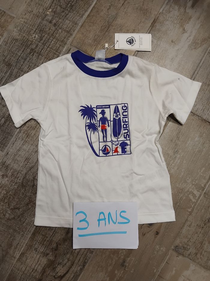 T-sirt manches courtes garçon taille 3 ans neuf petit bateau