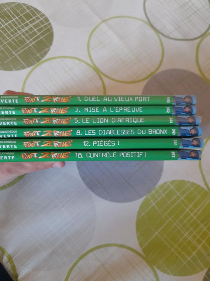 Lot de 6 livres foot 2 rue - photo numéro 2