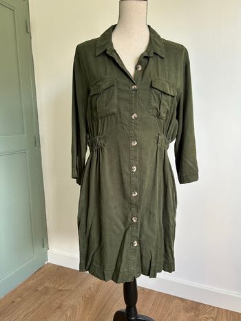 Robe femme kaki Zara taille 40