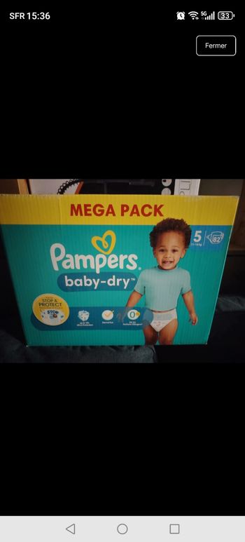 Couches Pampers baby dry taille 5 