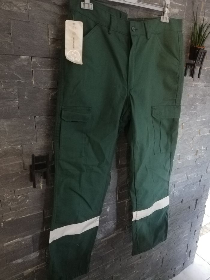 Pantalon de travail - photo numéro 3