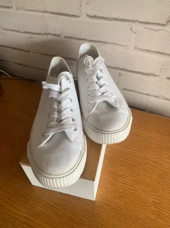 Basket Ellesse en toile