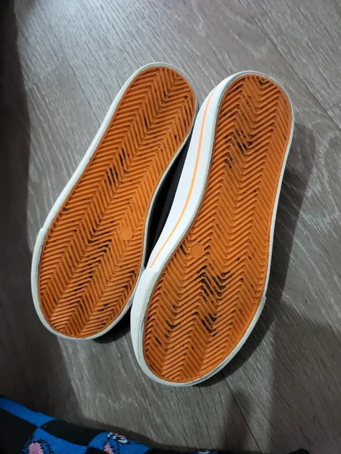 Chaussures taille 32 - photo numéro 2
