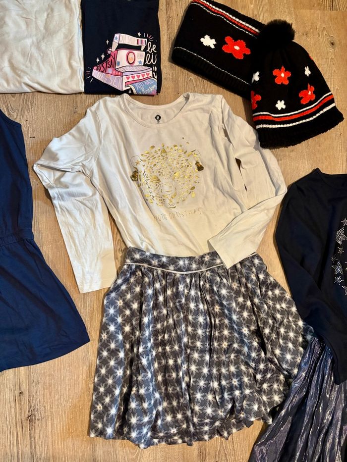 Lot vêtements fille 10 ans - photo numéro 3