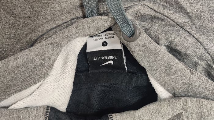 Vêtement Homme Sweatshirts Sweats pull à capuche gris Nike therma-fit taille L #Retrostreet - photo numéro 5