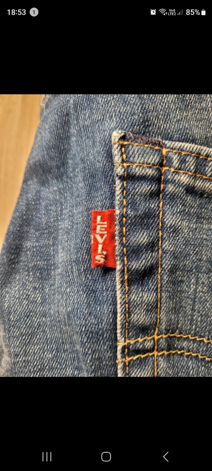 Jean levi's 511 performance slim - w34 L32 - bleu - très bon état - photo numéro 2