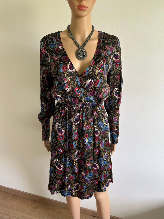 Robe imprimée neuve à manches longues VILA taille 36