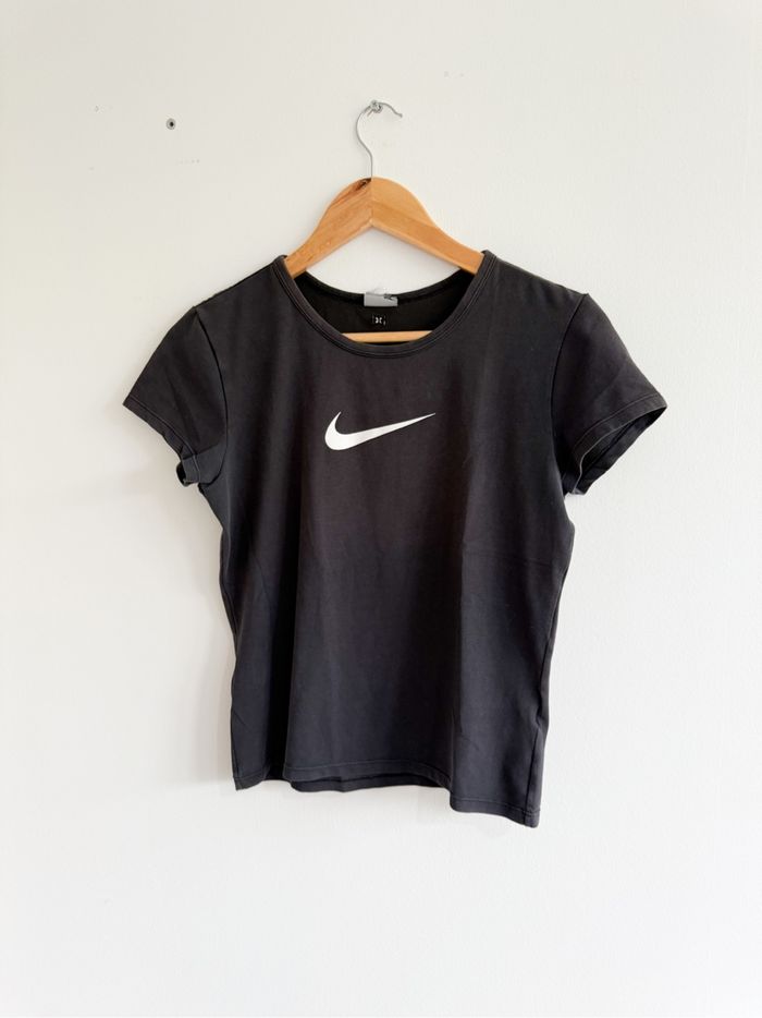T-shirt manches courtes noir Nike taille 34 XS - photo numéro 2