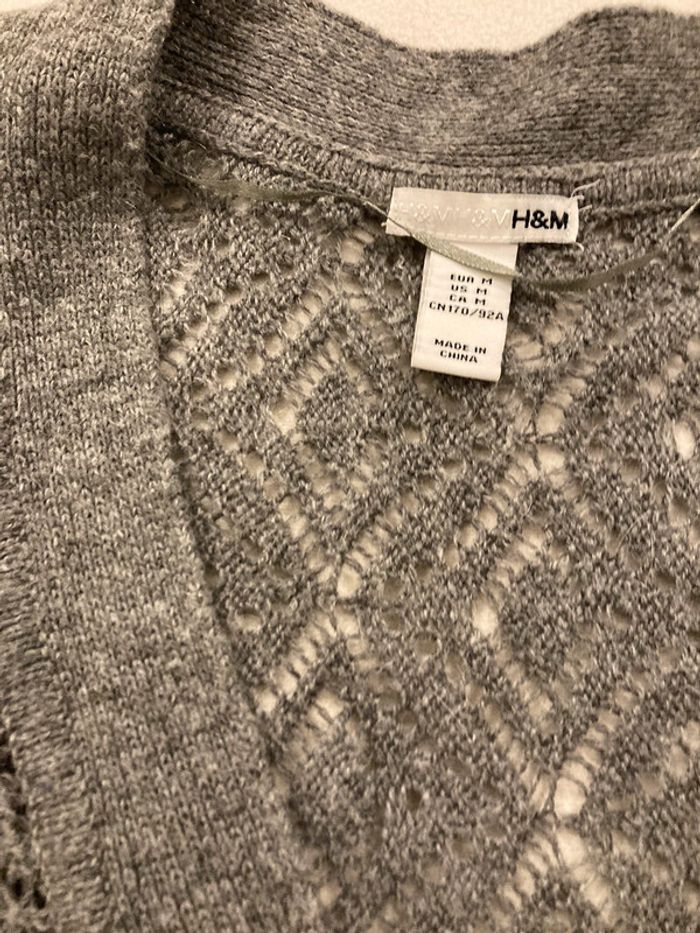 Pull H&M taille m - photo numéro 2