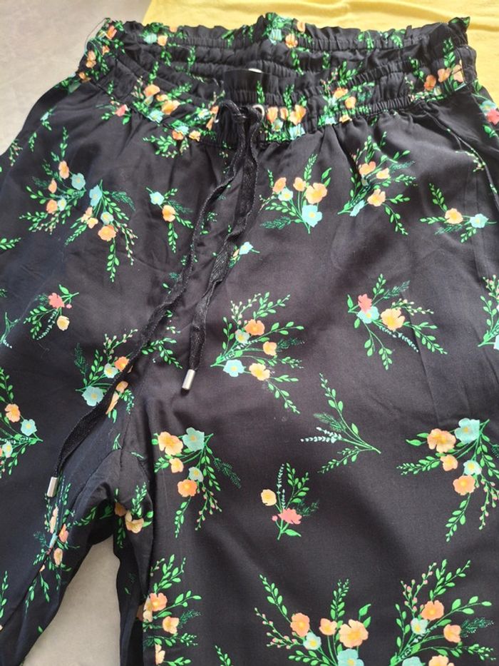 Très bel ensemble top jaune et pantalon fleuri - - photo numéro 6