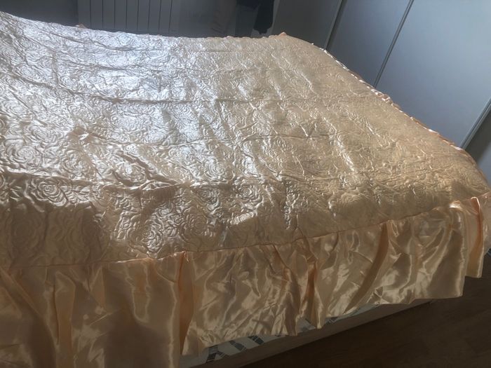 Couvre lit + 2 taies d’oreiller - photo numéro 3