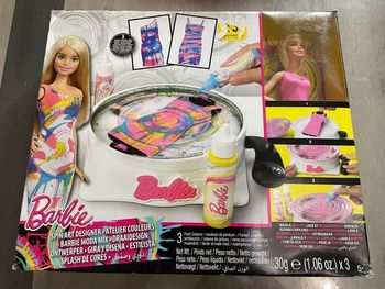 Barbie atelier peinture