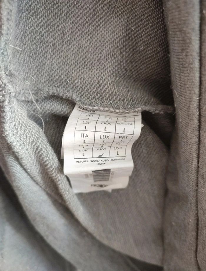 Pull gris - photo numéro 10