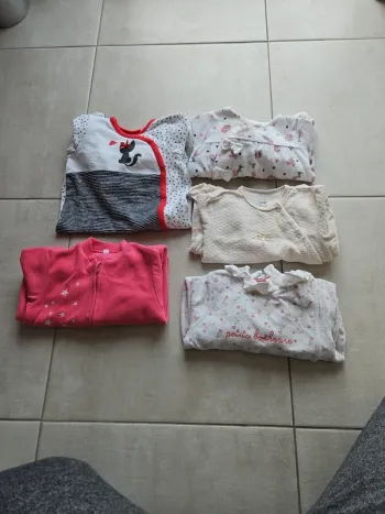 Pyjamas 12 mois