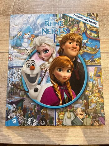 Livre Cherche et trouve Reine des neiges Disney