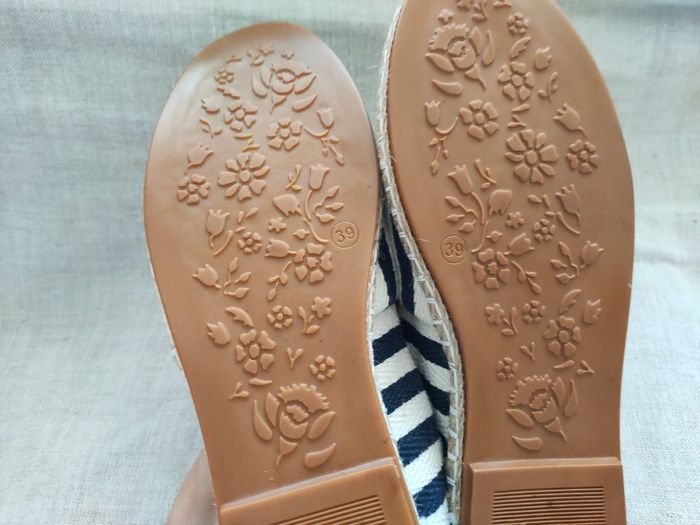 Espadrilles rayées artisanales pointure 39 neuves - photo numéro 7